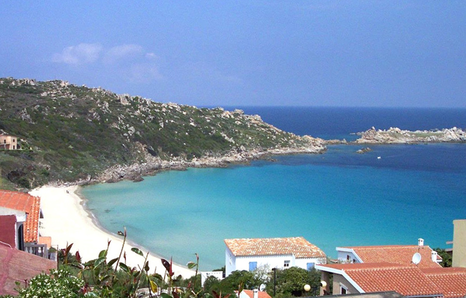Santa Teresa di Gallura, Spiaggia di Rena Bianca - Foto: Wikipedia (Stahlkocher)